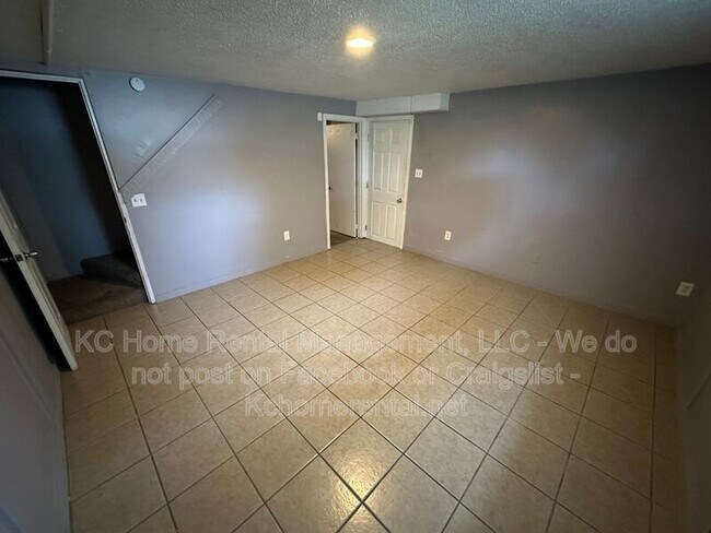 Building Photo - 420 N Jennings Rd