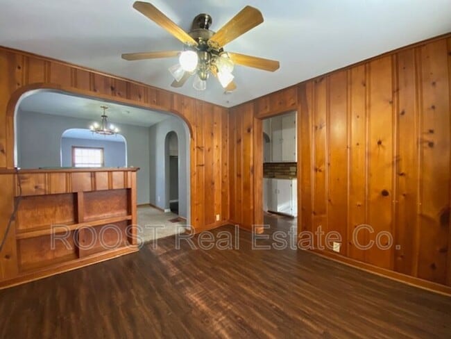 Building Photo - 1623 Overlook Dr