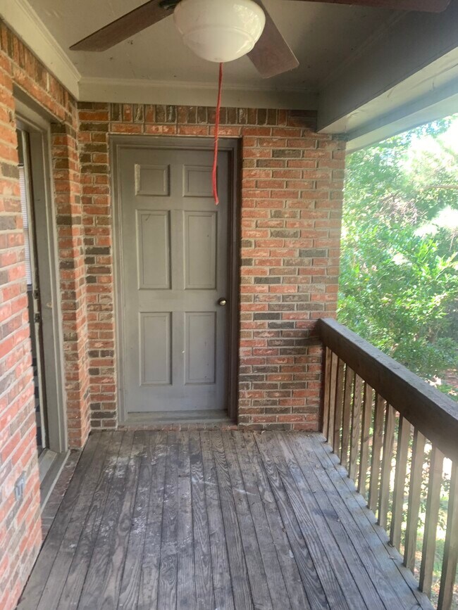 Balcony Storage - 1736 Springwoods Lake Dr