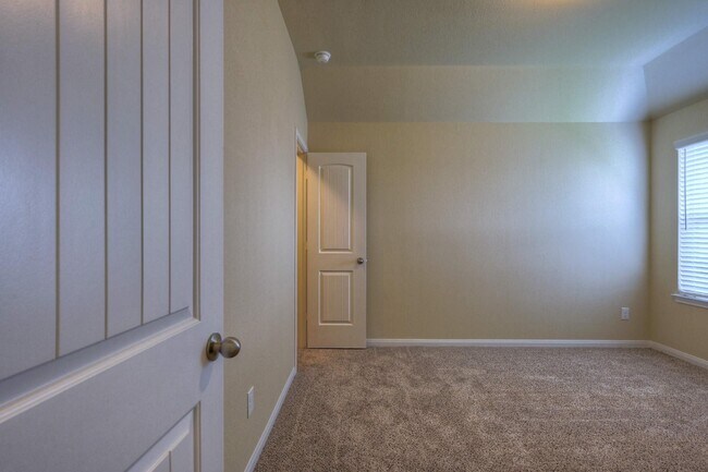 Building Photo - 17131 Devon Dogwood Trail