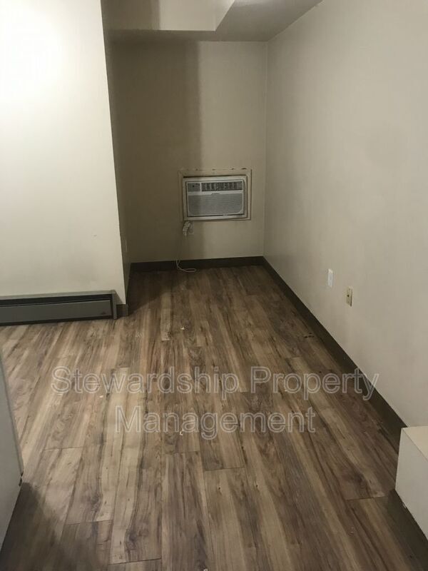 Building Photo - 200 S Wooster Ave