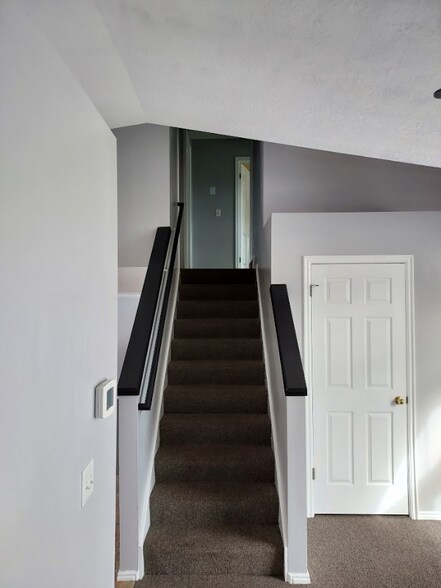 Building Photo - 2291 E 2900 N