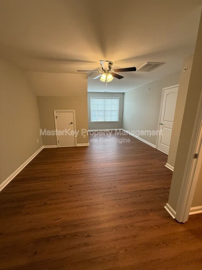 Building Photo - 9312 Lennox Laurel Cir