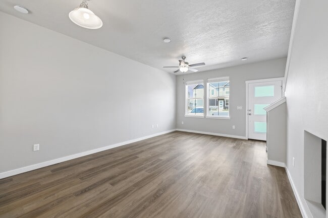 Building Photo - 10717 W Brownstone Ln