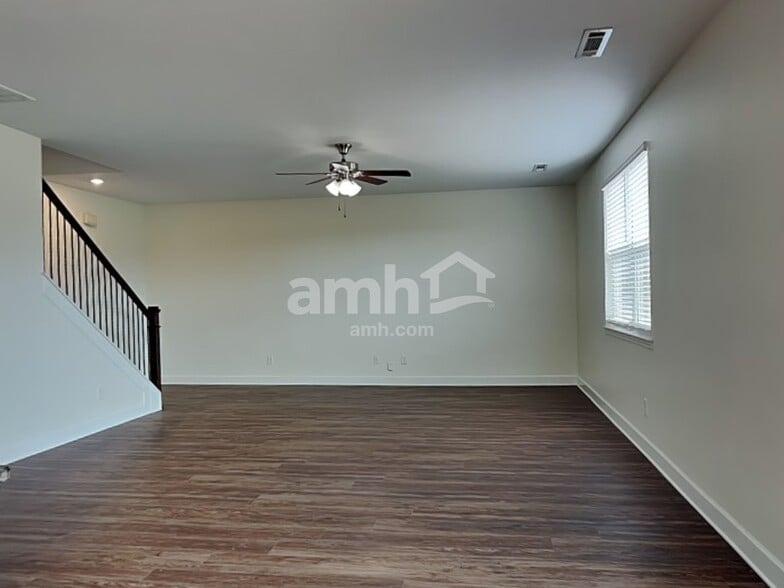 Building Photo - 604 Drema Ct