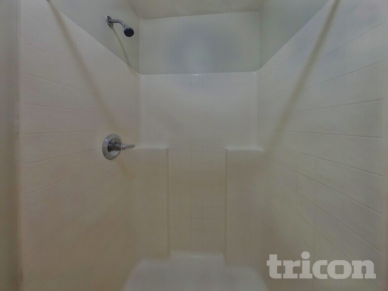 Building Photo - 3655 Braeden Ct