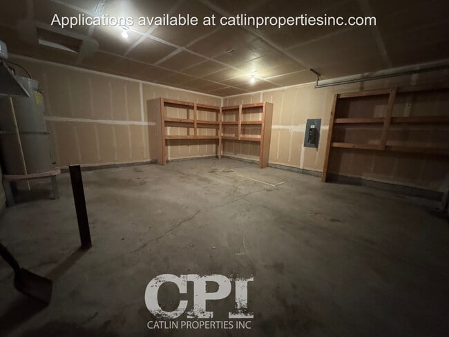 Building Photo - Lexington Area - Holiday Special - 1/2 OFF First Month's Rent!!