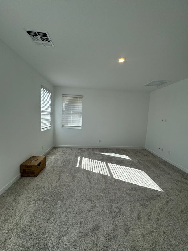 Building Photo - 4 bedroom Nextgen home in Phoenix