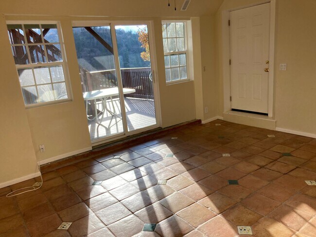 Building Photo - Magnificent Alpine Chalet with Breathe Tak...