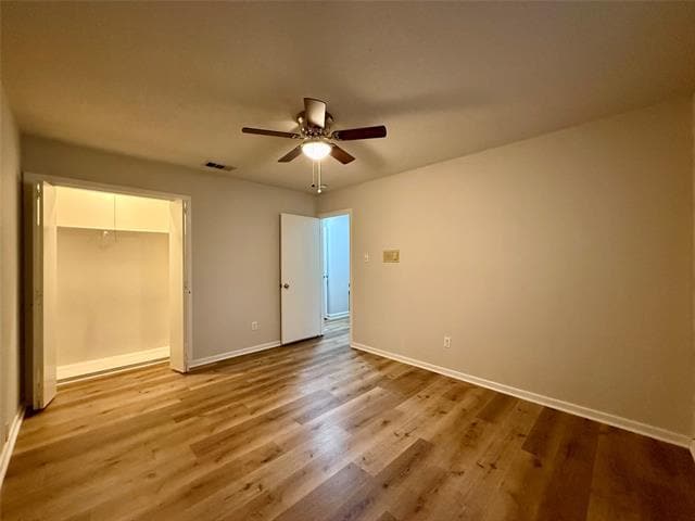 Building Photo - 5721 Carolyn Dr