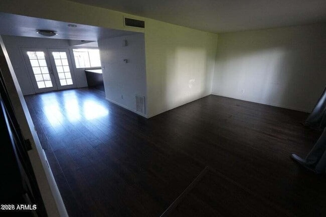 Building Photo - 3320 S Juniper St