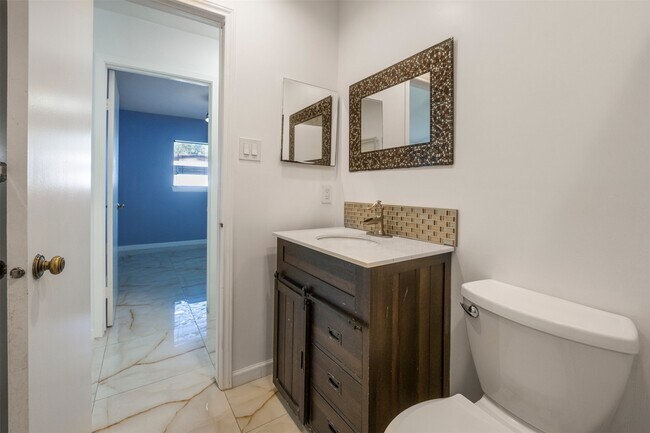 Building Photo - 3203 Golden Willow Dr