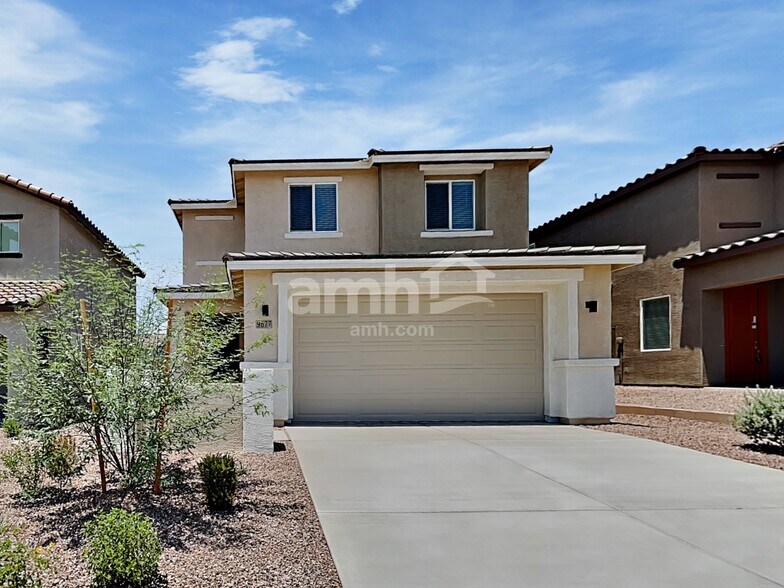 Primary Photo - 9677 N Rancho Lozano