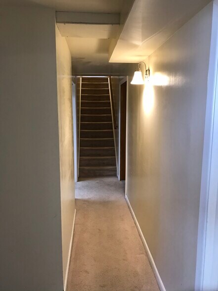 Building Photo - 7991 E Hampden Cir