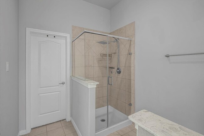 Building Photo - 285 Rd 66121