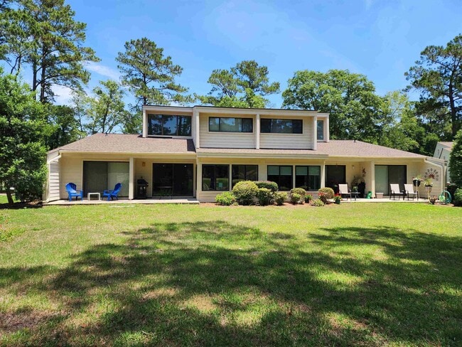 Building Photo - 166 Tall Pines Way