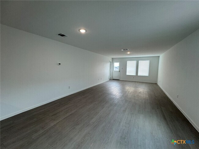 Building Photo - 3563 Prominence St