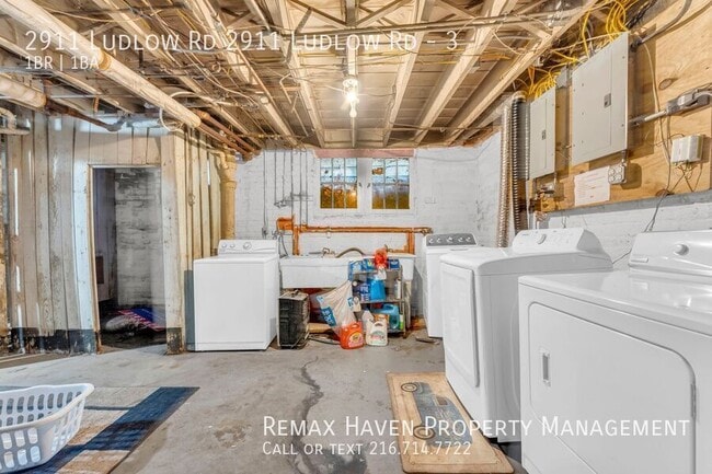 Building Photo - 2911 Ludlow Rd