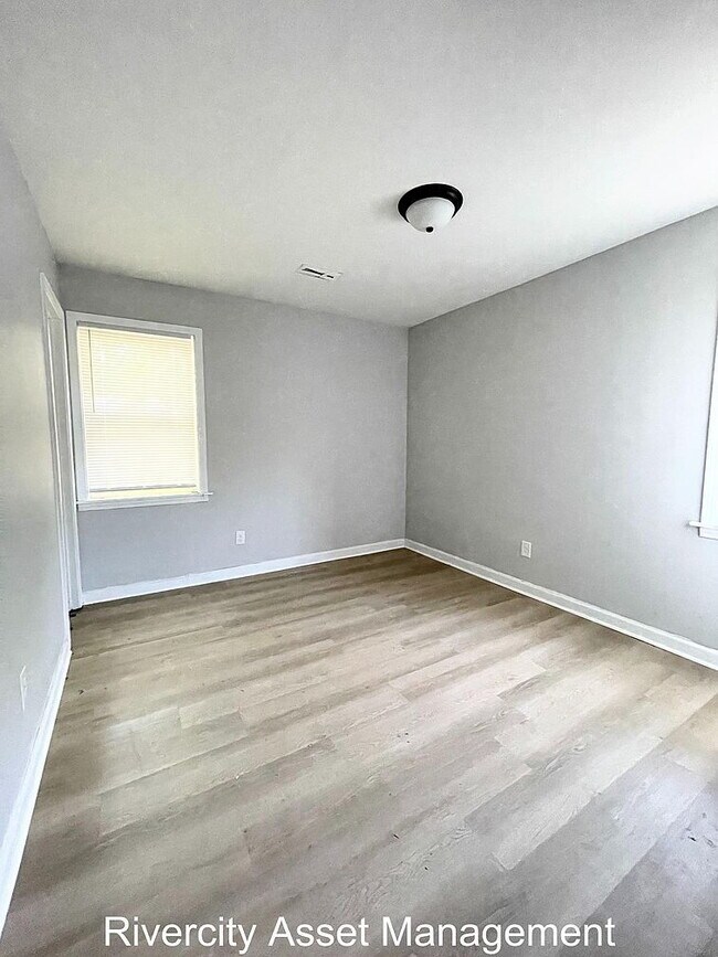 Building Photo - Single Family Home