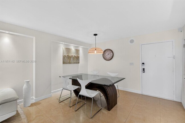 Building Photo - 2401 Collins Ave