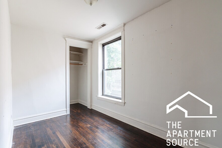 Building Photo - 4112 N Broadway St