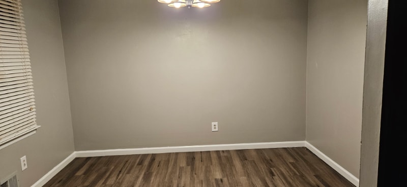 Building Photo - 102 Batiste Garden Cir