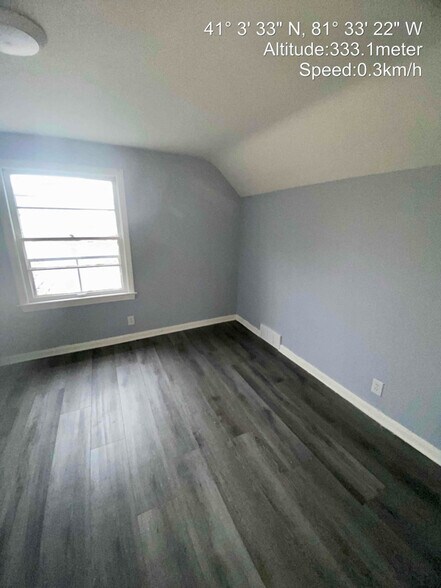 Building Photo - 1641 13th St SW