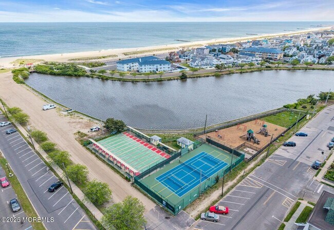 Building Photo - 84 Cookman Ave