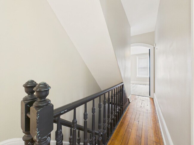 Building Photo - 1423 N 3rd St