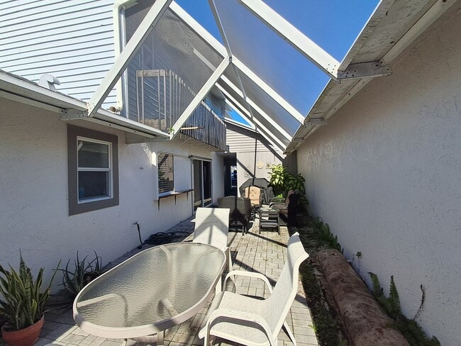 Building Photo - 13731 Markham Ln