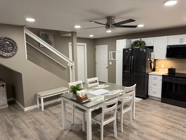 Building Photo - 5030 Township Rd 123