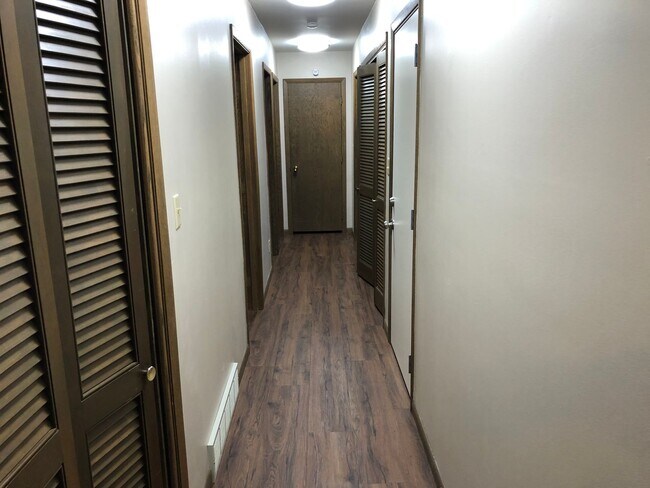 Building Photo - Recently Renovated 3-bedroom Home near Monk Botanical Gardens