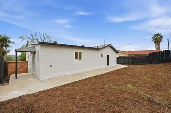 Building Photo - 1333 Helix St