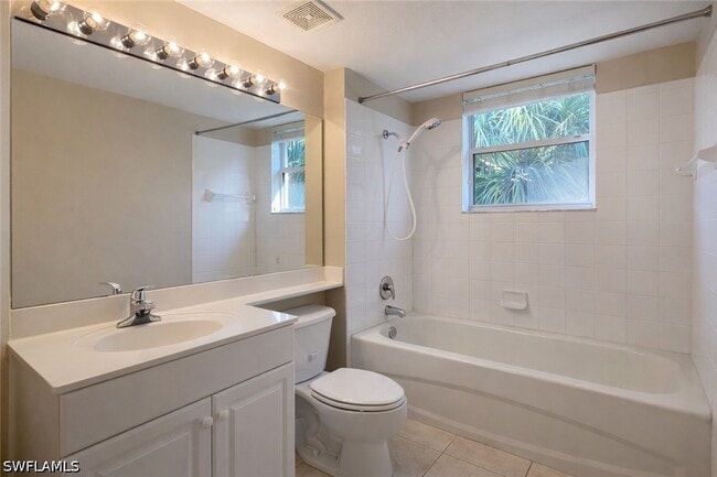 Building Photo - 10020 Heather Ln