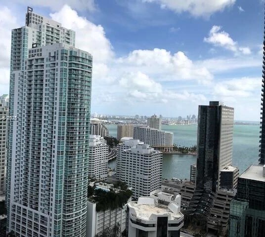 Primary Photo - 1050 Brickell Ave