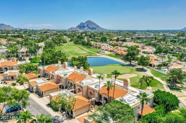 Building Photo - 6125 N 28th Pl