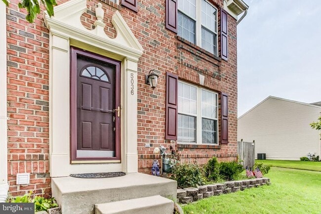 Building Photo - 5036 Finsbury Rd