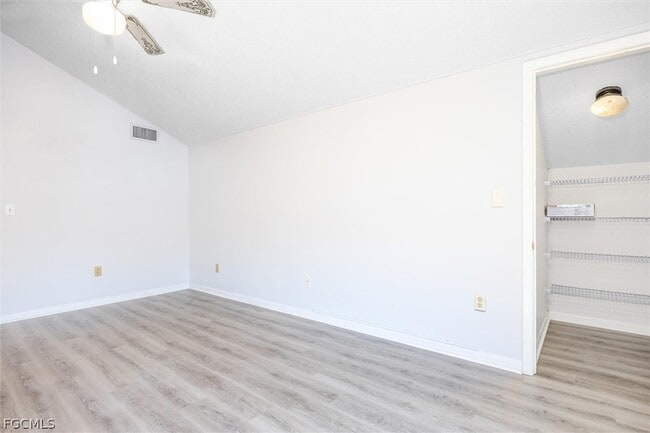 Building Photo - 7261 Albany Rd