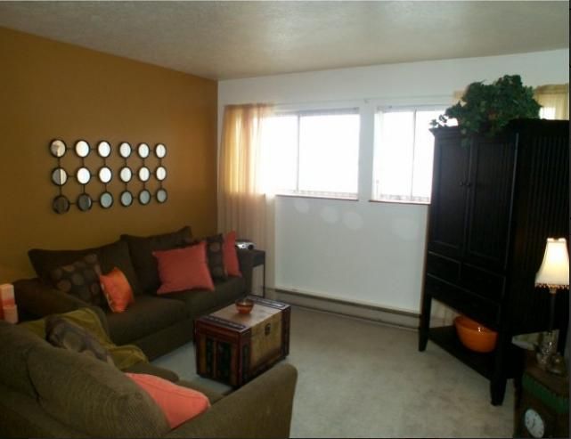 Building Photo - 3313 W Mount Hope Ave