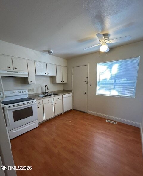 Building Photo - 1410 E 9th St