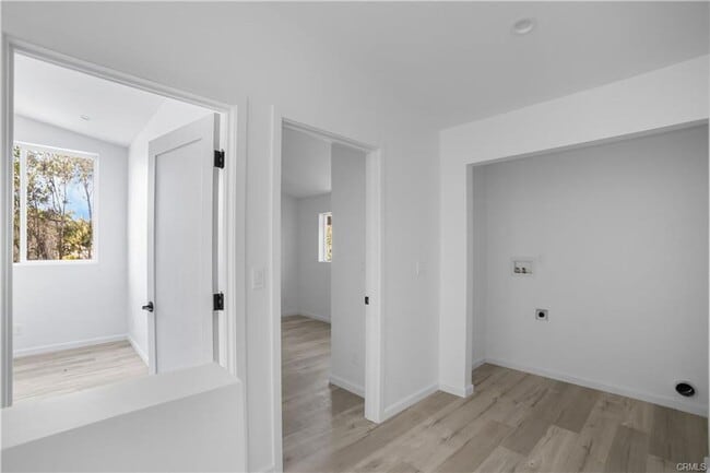 Building Photo - Just completed in 2025, this newly built 4-bedroom, 3-bath ADU