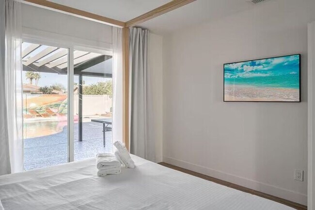 Building Photo - Tempe Oasis Home for Rent