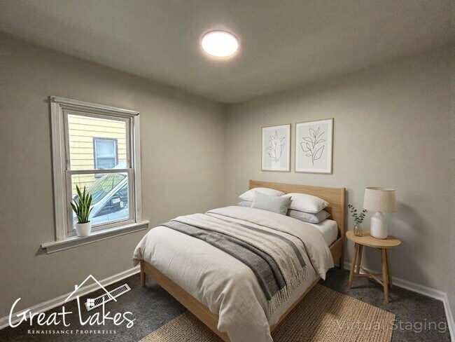 Building Photo - Beautiful two bedroom Warren house for rent!