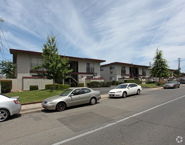 Primary Photo - Olive Court Apartments