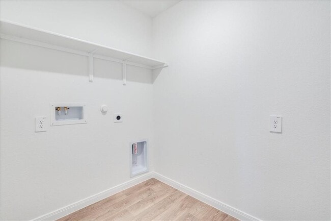 Building Photo - 264 Denali Dr