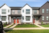 Building Photo - Mechanicsburg School District Town Home Fo...