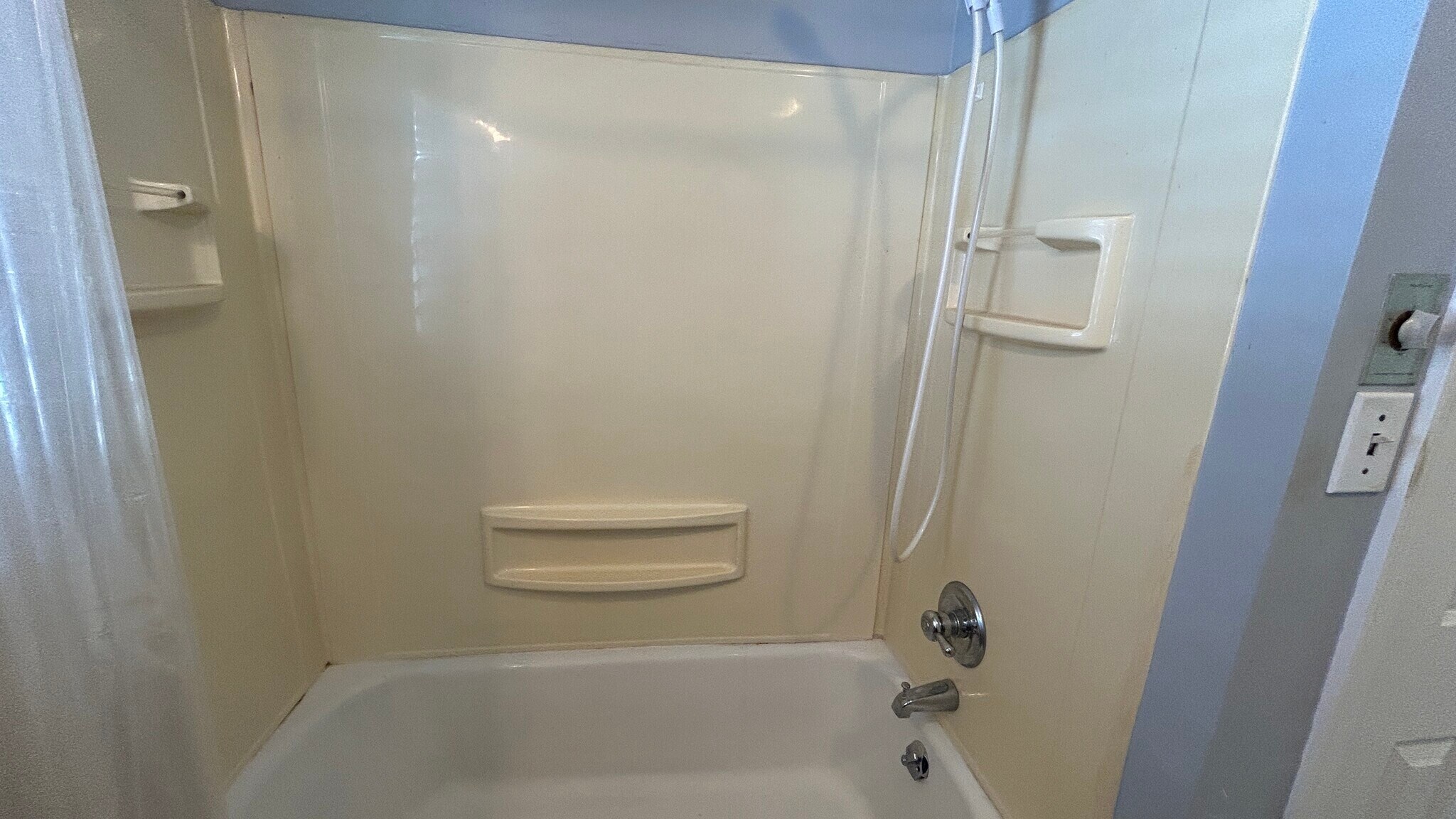 Building Photo - 100 Ansel Rd