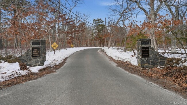 Building Photo - 3 Robins Nest Ln