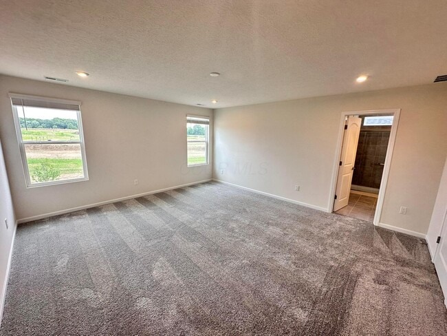 Building Photo - 1332 Red Tail Pl