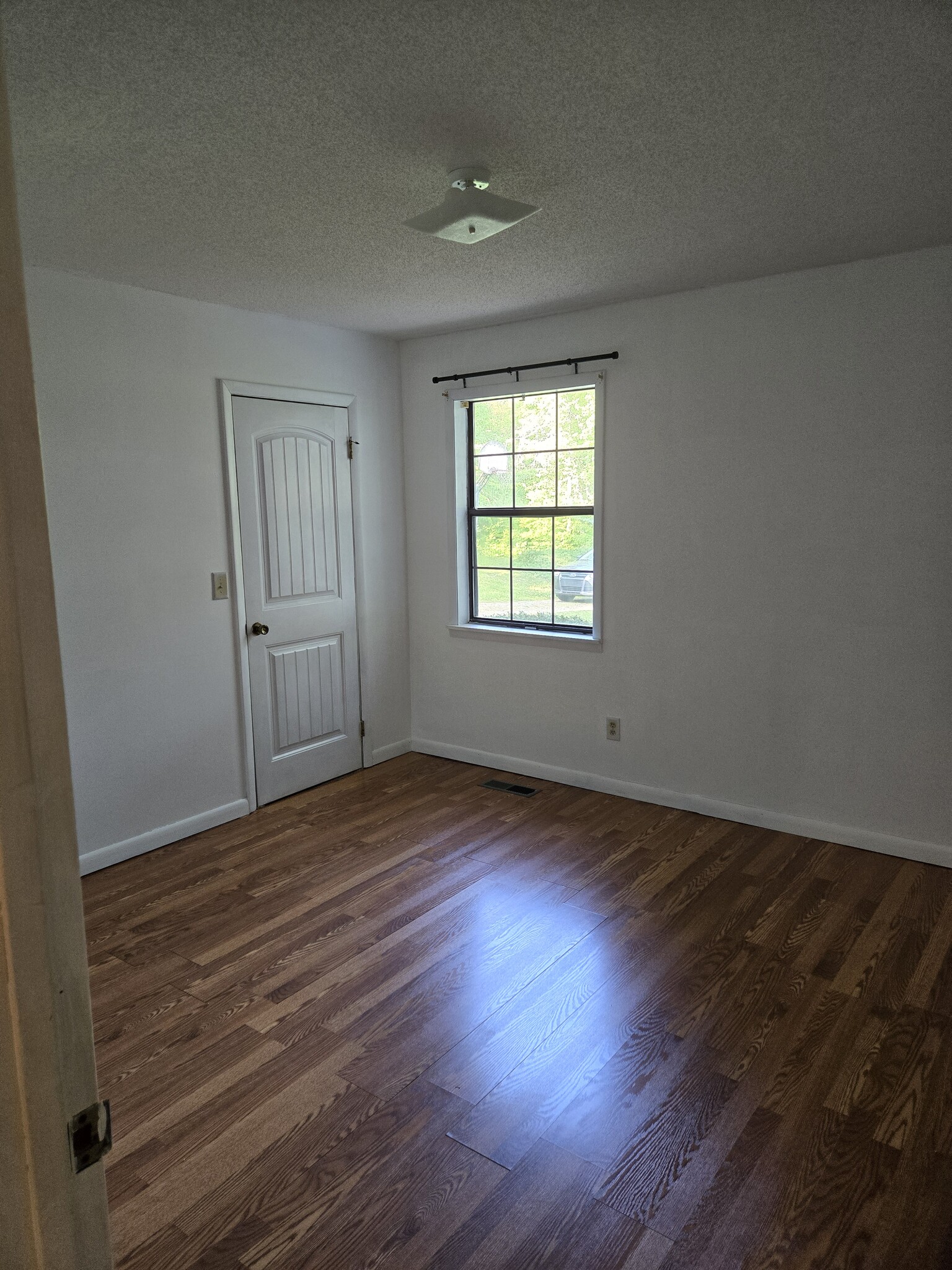 Bedroom 2 - 143 County Road 244